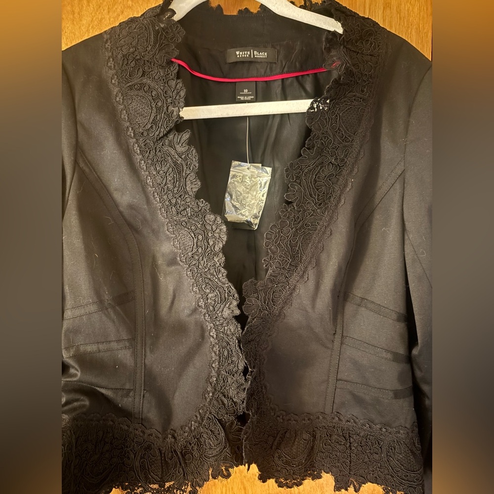 White House Black Market Black Lace Women's Blazer - Picture 6 of 10